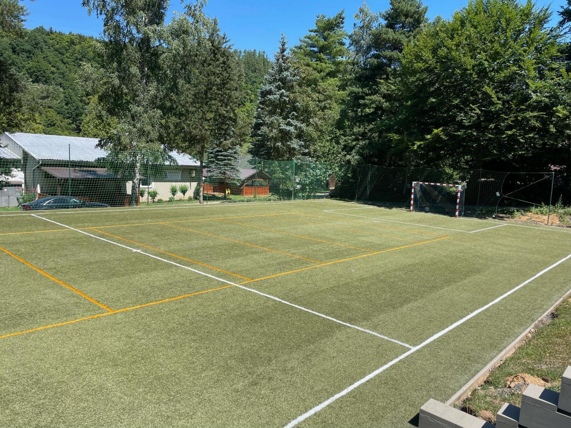 Sport Resort Nenudimse Сазава Экстерьер фото